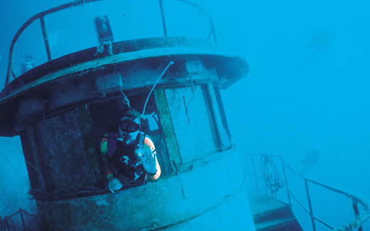 Diving a shipwreck in The Bahamas